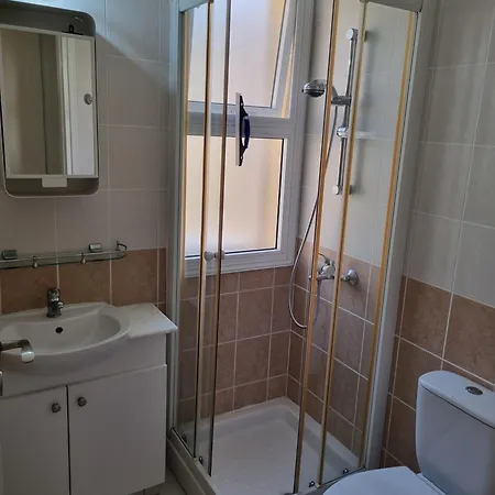 Cyprus Townhouse Pool Patio Aircon Free Parking Ferienhaus Polis