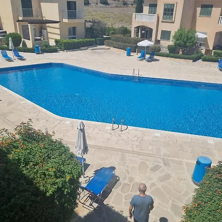 Cyprus Townhouse Pool Patio Aircon Free Parking
