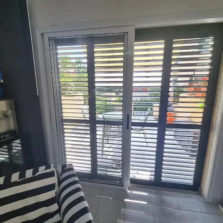 Cyprus Townhouse Pool Patio Aircon Free Parking * 폴리스